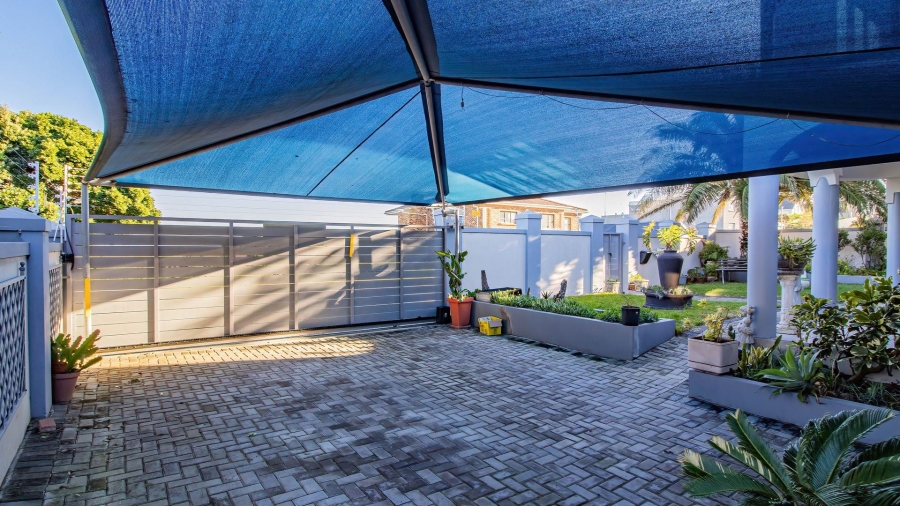 3 Bedroom Property for Sale in De Kelders Western Cape